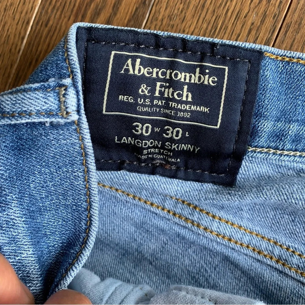 Abercrombie & Fitch Langdon Skinny Medium Wash Jeans Size 30 x 30 Hemmed - Picture 6 of 14